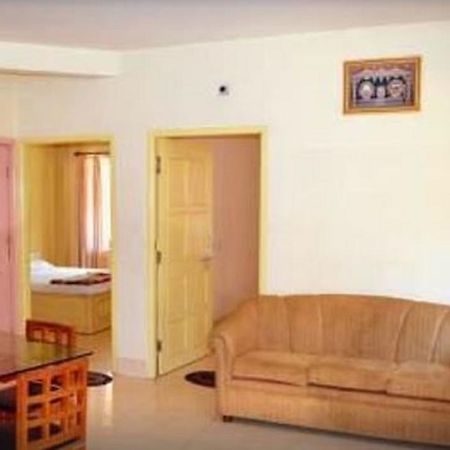 Sri Krishna Guest House & Reasturant Конарка Экстерьер фото