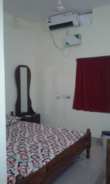 Sri Krishna Guest House & Reasturant Конарка Экстерьер фото